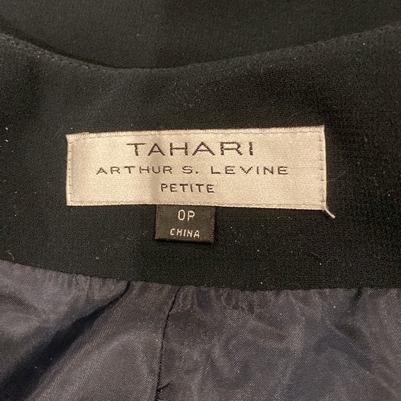 Tahari suit 0P petite navy New - Picture 10 of 12